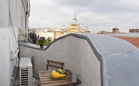 Alice Apartment