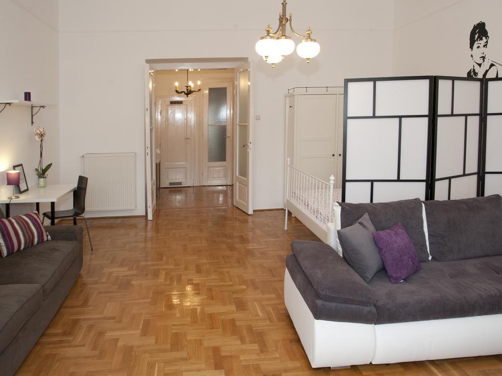 Alice Apartment Budapeşte Oda fotoğraf